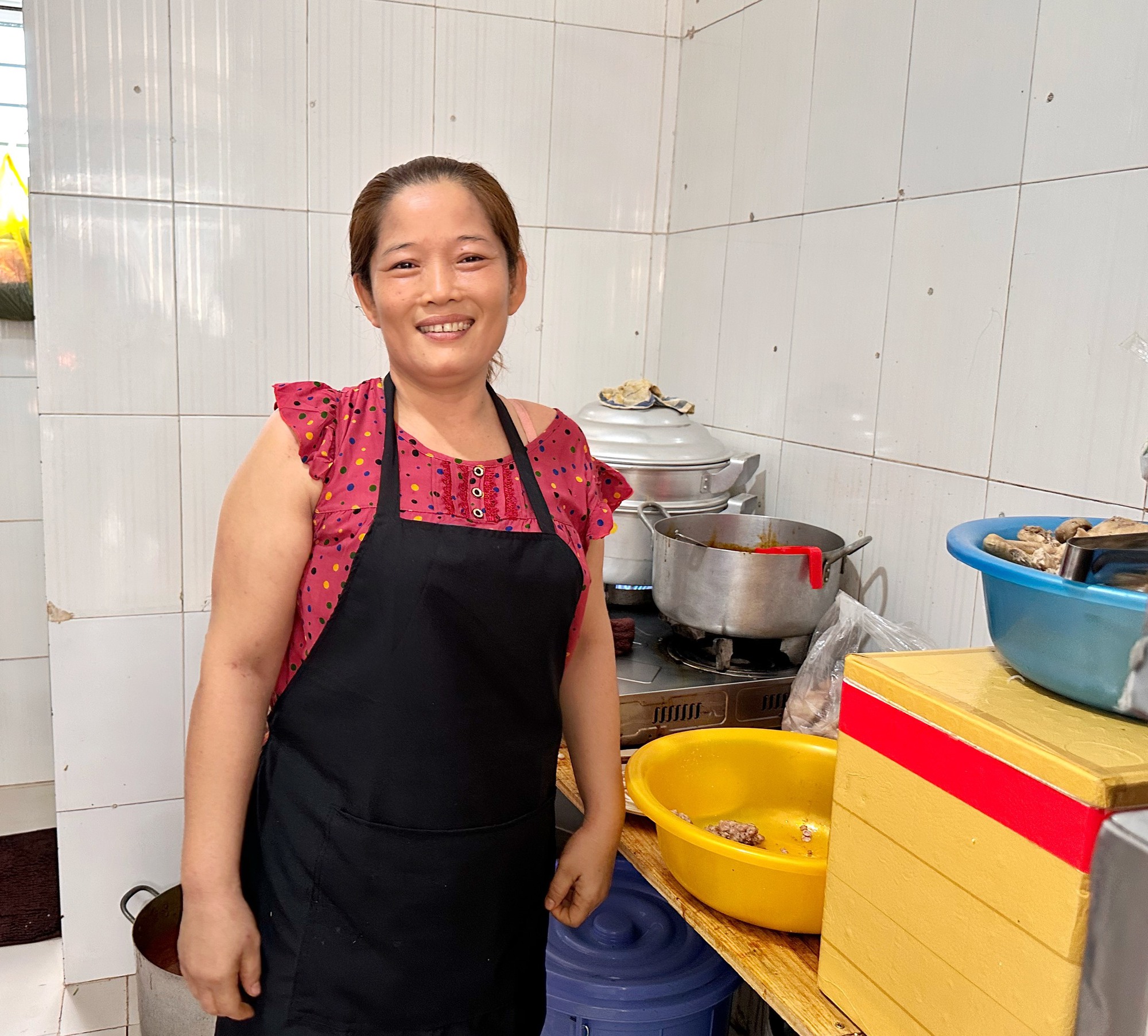Chị Hạnh