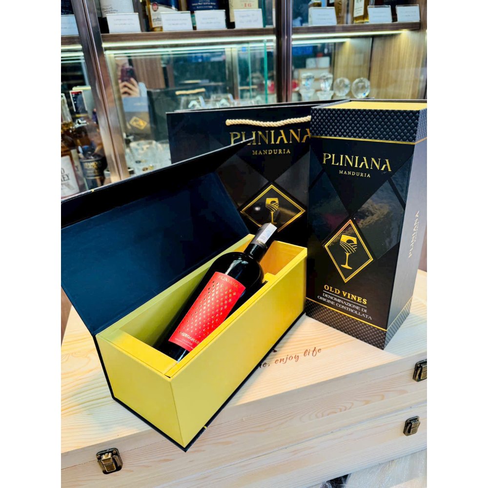 Vang Ý Pliniana Negroamaro IGT 15%