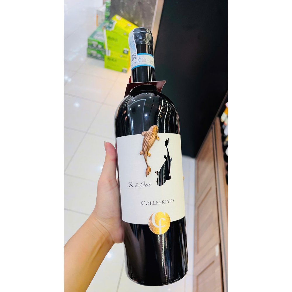 Vang Ý Collefrisio In & Out Pecorino - Cá Chép Trắng 14%