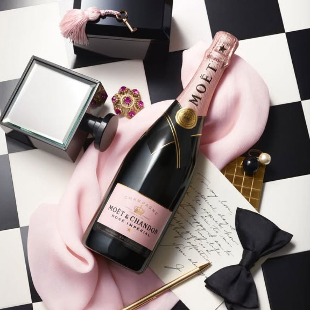 Rượu Champagne Moet & Chandon Rose Imperial Hennessy 12%