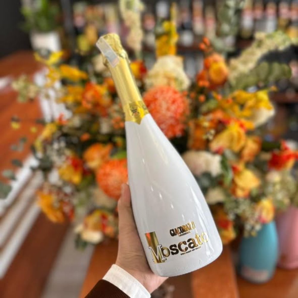 Vang Nổ  Ý Moscato Spumante Giacobazzi 6.5%