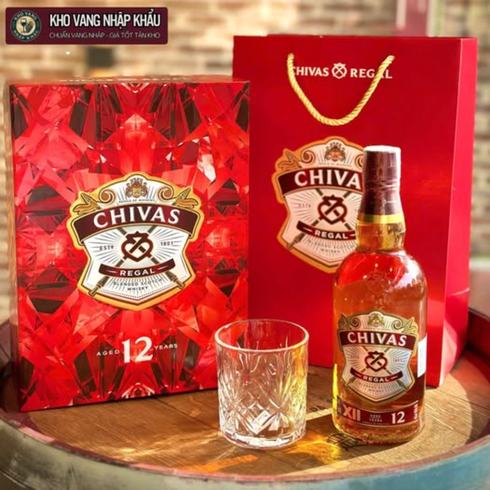 HỘP QUÀ CHIVAS