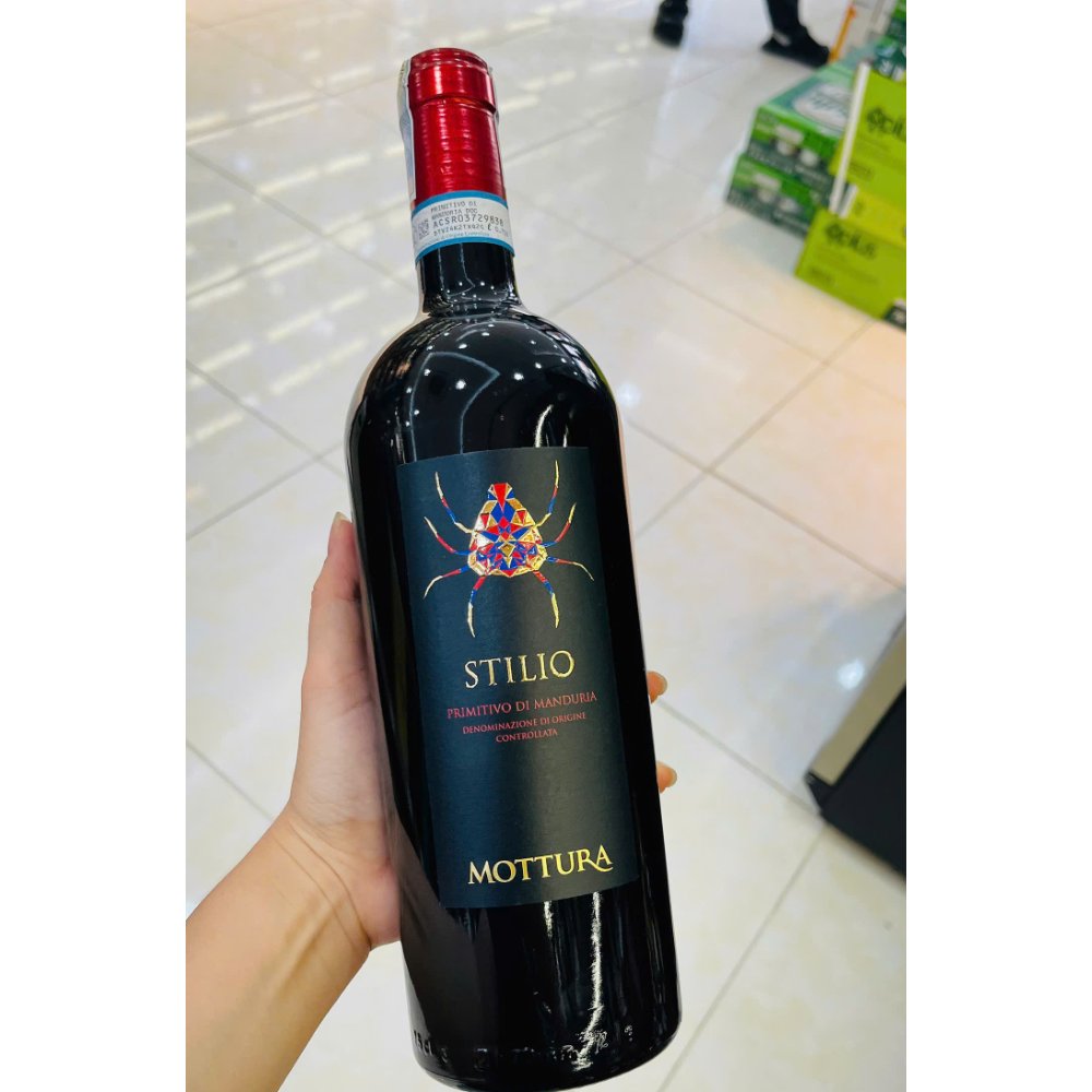 Vang Ý Stilio Mottura Primitivo di Manduria - Con Nhện 14.5%