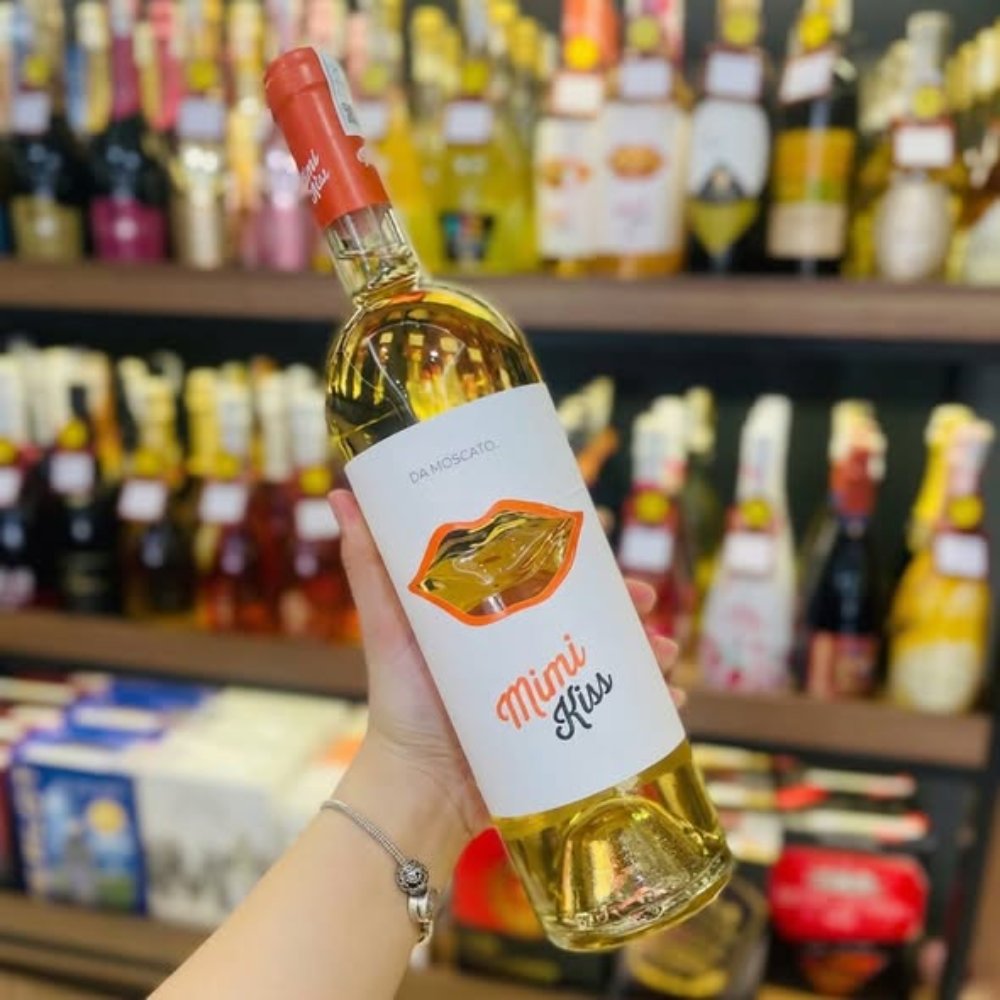 Vang Ý Mimi Kiss DA Moscato Hồng - Trắng 6%